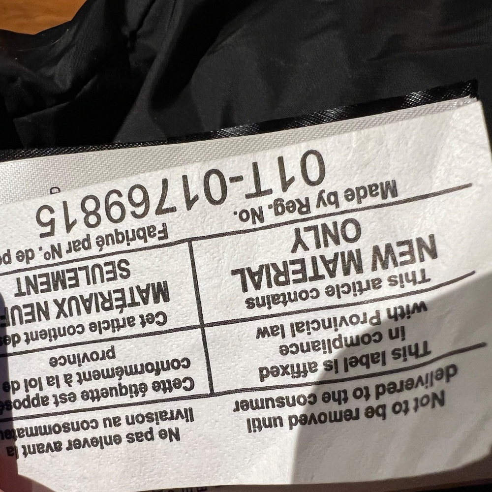 Parka - Picture 12 of 12